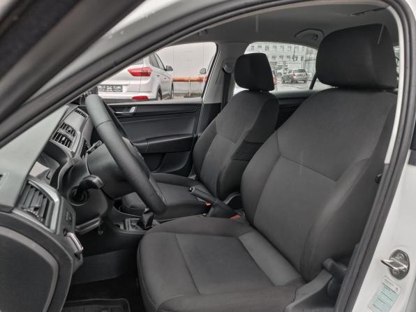 Skoda Rapid I Рестайлинг с пробегом 2019 года, цена 1 199 000 рублей, 132036 км, лифтбек, Автокод Объявления