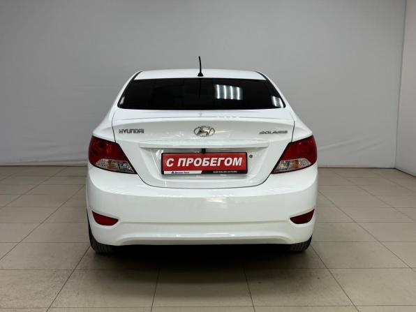 Hyundai Solaris I с пробегом 2014 года, цена 670 000 рублей, 193609 км, седан, Автокод Объявления