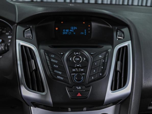 Ford Focus III с пробегом 2012 года, цена 1 389 000 рублей, 293719 км, универсал, Автокод Объявления