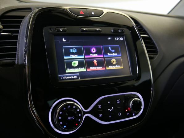 Renault Kaptur I с пробегом 2018 года, цена 1 690 000 рублей, 83633 км, внедорожник, Автокод Объявления