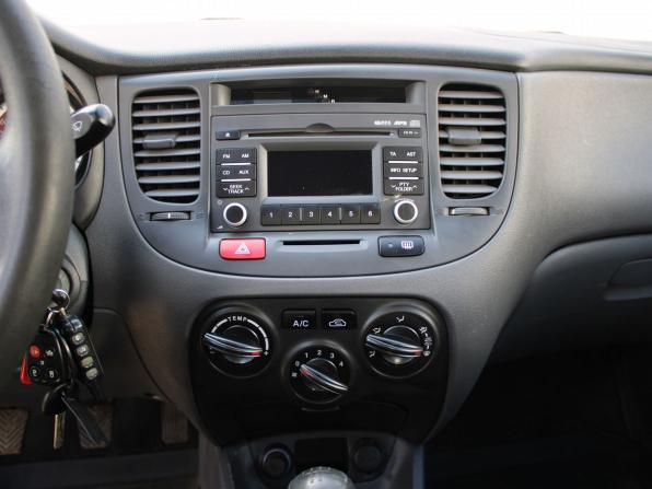 Kia Rio II Рестайлинг с пробегом 2010 года, цена 449 000 рублей, 180030 км, седан, Автокод Объявления