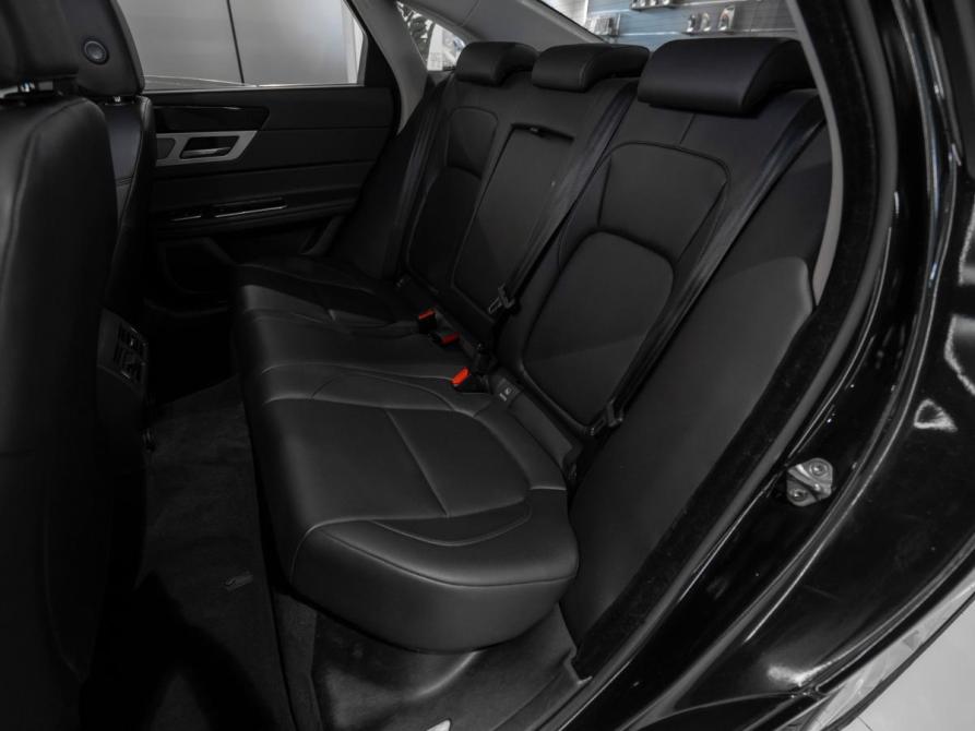 Jaguar XF II Москва  - изображение 12