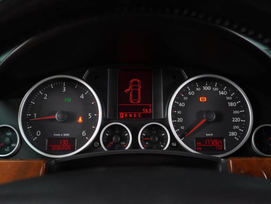 Volkswagen Touareg I Рестайлинг Воронеж  - изображение 19
