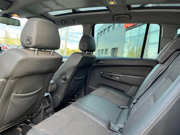 Opel Zafira B Рестайлинг с пробегом 2009 года, цена 400 000 рублей, 446982 км, компактвэн, Автокод Объявления