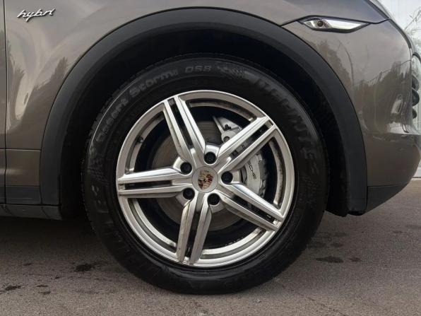Porsche Cayenne II (958) с пробегом 2011 года, цена 1 899 000 рублей, 197000 км, внедорожник, Автокод Объявления