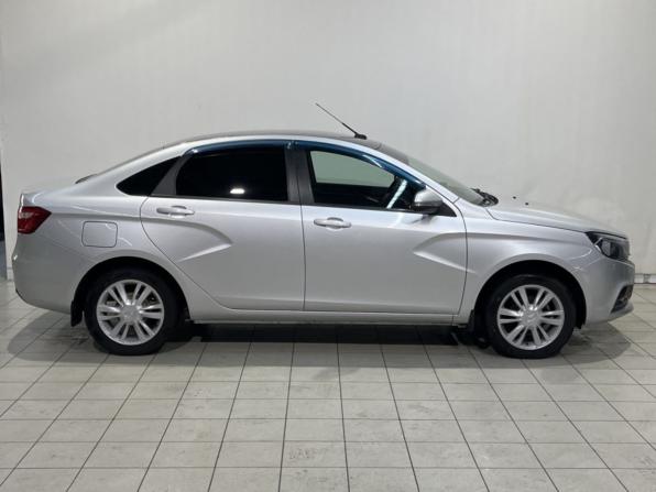 Lada (ВАЗ) Vesta I с пробегом 2017 года, цена 840 400 рублей, 70041 км, седан, Автокод Объявления