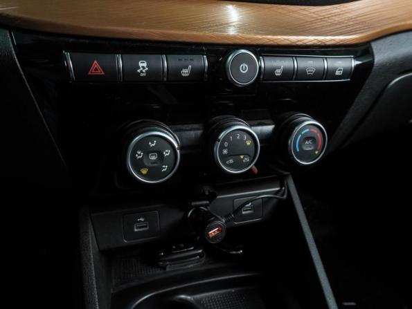 Lada (ВАЗ) Vesta I Рестайлинг (NG) с пробегом 2024 года, цена 1 749 000 рублей, 22480 км, универсал, Автокод Объявления