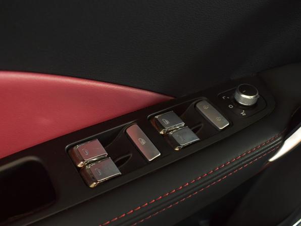 Geely Coolray I с пробегом 2023 года, цена 1 949 995 рублей, 12449 км, внедорожник, Автокод Объявления