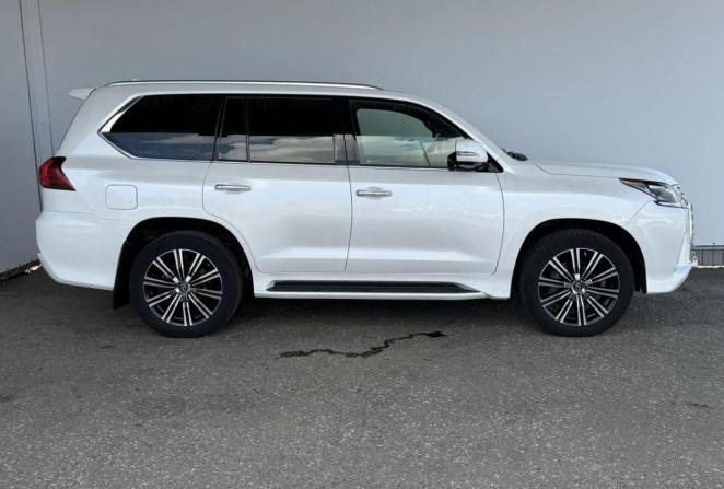 Lexus LX III Рестайлинг 2 с пробегом 2020 года, цена 9 599 000 рублей, 84462 км, внедорожник, Автокод Объявления