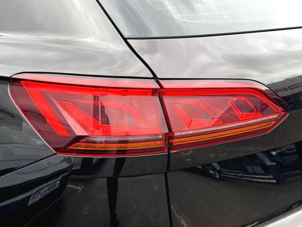 Volkswagen Touareg III с пробегом 2018 года, цена 3 969 000 рублей, 159383 км, внедорожник, Автокод Объявления
