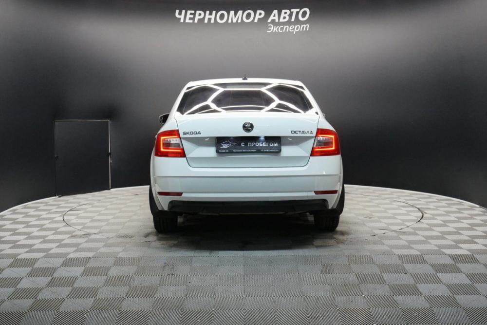 Skoda Octavia III (A7) Рестайлинг Крым  - изображение 4