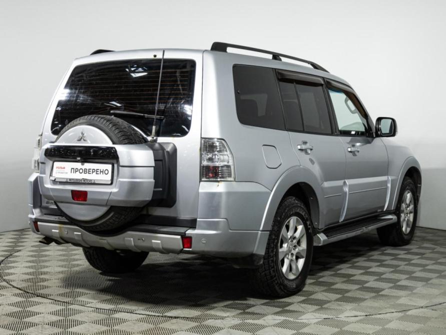 Mitsubishi Pajero IV Санкт-Петербург  - изображение 6