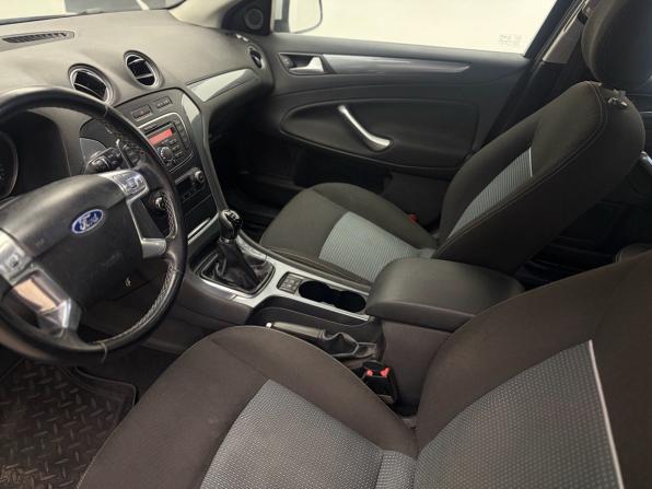 Ford Mondeo IV Рестайлинг с пробегом 2011 года, цена 899 000 рублей, 128043 км, седан, Автокод Объявления