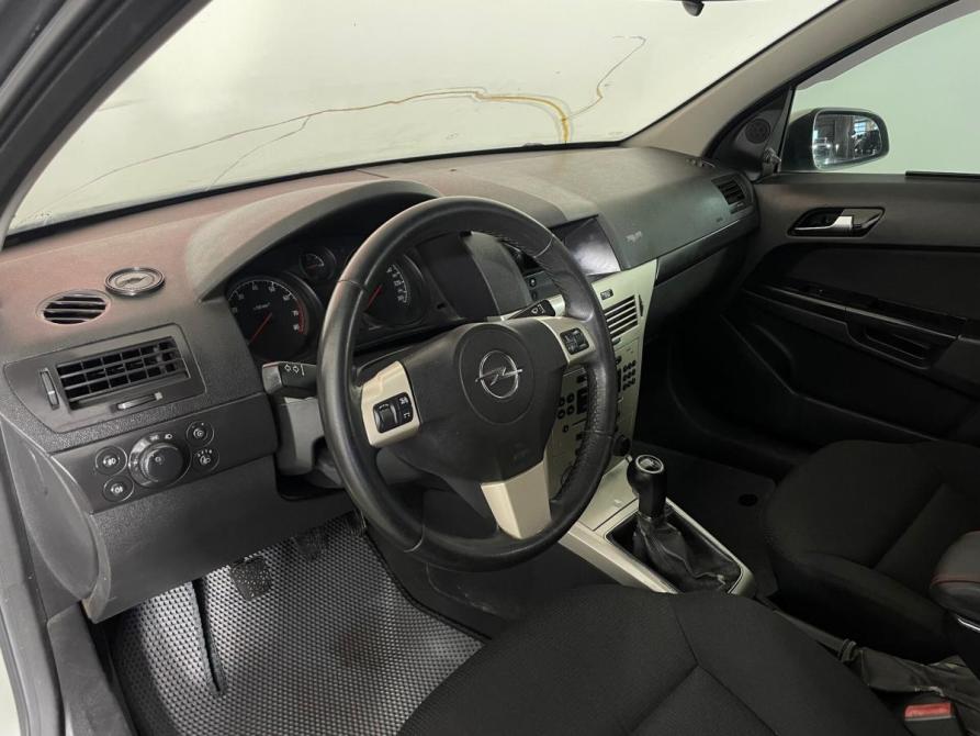 Opel Astra H Рестайлинг Воронеж  - изображение 8
