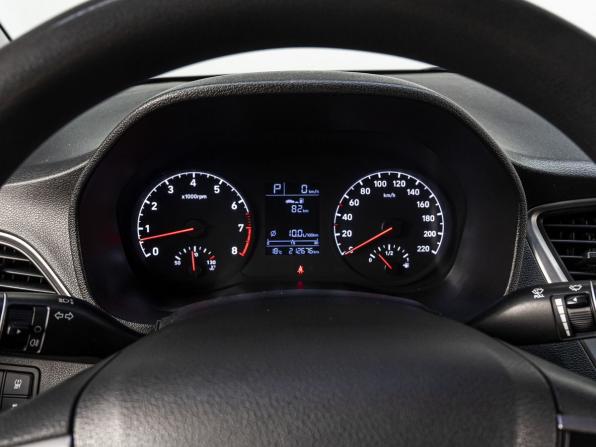 Hyundai Solaris II с пробегом 2019 года, цена 1 100 000 рублей, 212659 км, седан, Автокод Объявления