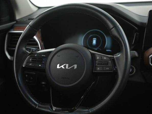 Kia Sportage V с пробегом 2022 года, цена 2 991 000 рублей, 43800 км, внедорожник, Автокод Объявления