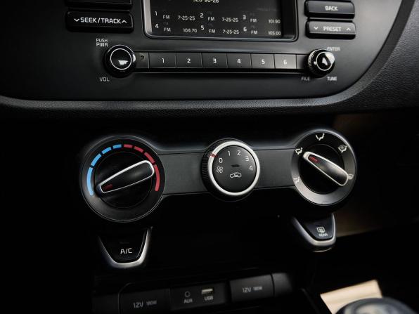 Kia Rio IV с пробегом 2017 года, цена 1 048 000 рублей, 135703 км, седан, Автокод Объявления