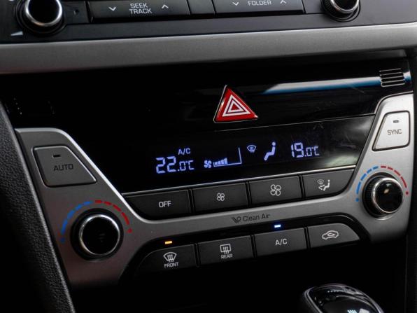 Hyundai Elantra VI (AD) с пробегом 2016 года, цена 1 349 000 рублей, 128365 км, седан, Автокод Объявления