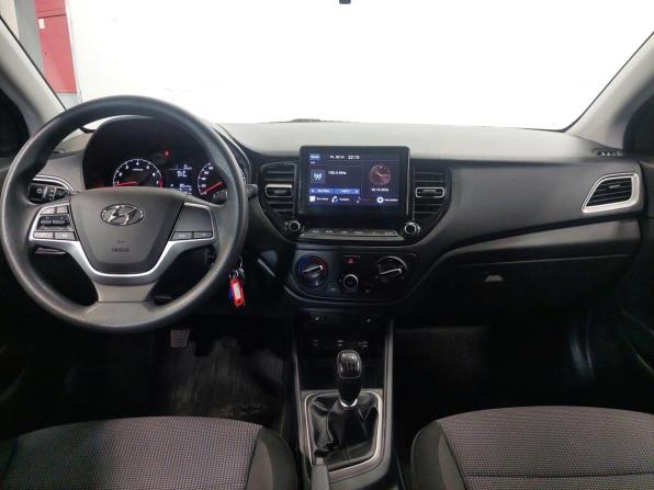 Hyundai Solaris II Рестайлинг с пробегом 2021 года, цена 1 500 000 рублей, 69990 км, седан, Автокод Объявления