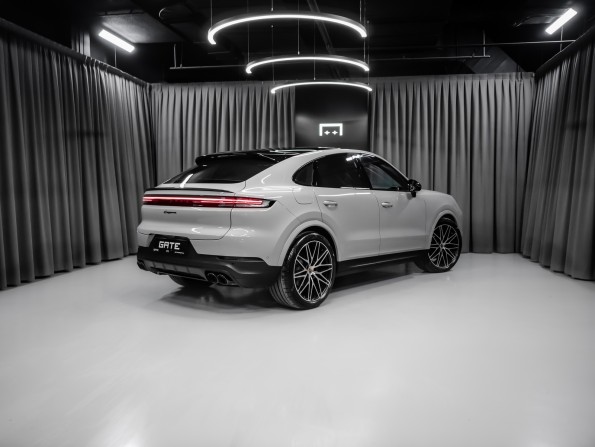 Новый Porsche Cayenne III Рестайлинг 2024 года, цена 23 472 200 рублей, внедорожник, Автокод Объявления