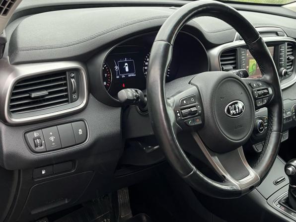 Kia Sorento III Prime с пробегом 2017 года, цена 2 150 000 рублей, 170000 км, внедорожник, Автокод Объявления