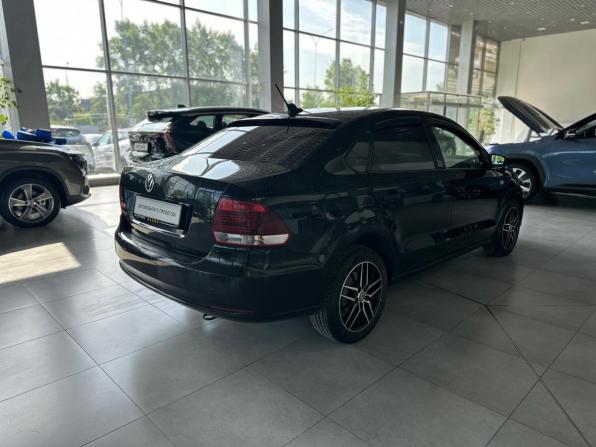 Volkswagen Polo V Рестайлинг с пробегом 2019 года, цена 1 045 000 рублей, 190000 км, седан, Автокод Объявления