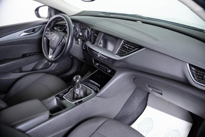 Opel Insignia II с пробегом 2018 года, цена 1 449 000 рублей, 179500 км, лифтбек, Автокод Объявления