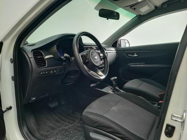 Kia Rio IV с пробегом 2018 года, цена 900 000 рублей, 144224 км, седан, Автокод Объявления