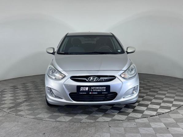 Hyundai Solaris I с пробегом 2013 года, цена 845 000 рублей, 165000 км, седан, Автокод Объявления