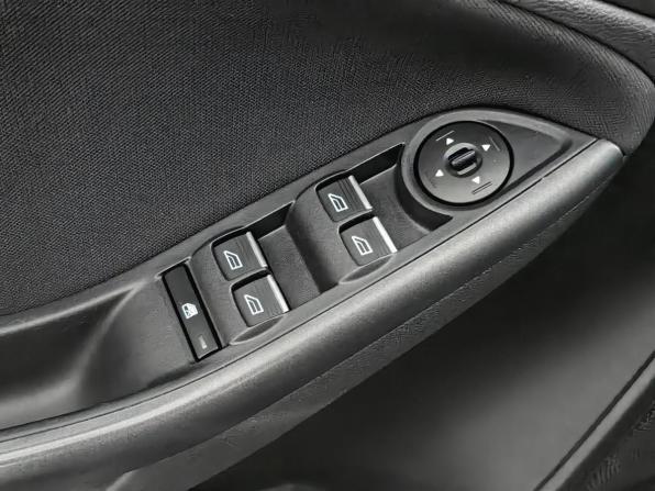 Ford Focus III Рестайлинг с пробегом 2017 года, цена 924 000 рублей, 147574 км, седан, Автокод Объявления