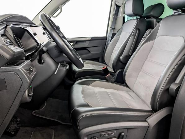 Volkswagen Multivan T6 Рестайлинг с пробегом 2021 года, цена 6 000 000 рублей, 120666 км, минивэн, Автокод Объявления