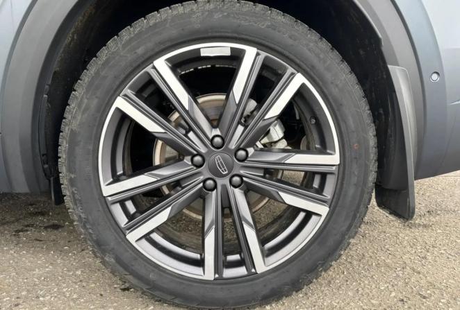 Geely Monjaro I с пробегом 2024 года, цена 3 615 000 рублей, 32015 км, внедорожник, Автокод Объявления