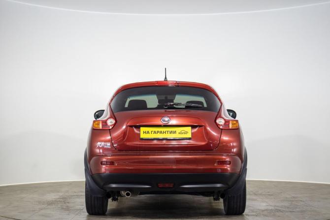 Nissan Juke I с пробегом 2013 года, цена 1 199 000 рублей, 142939 км, внедорожник, Автокод Объявления