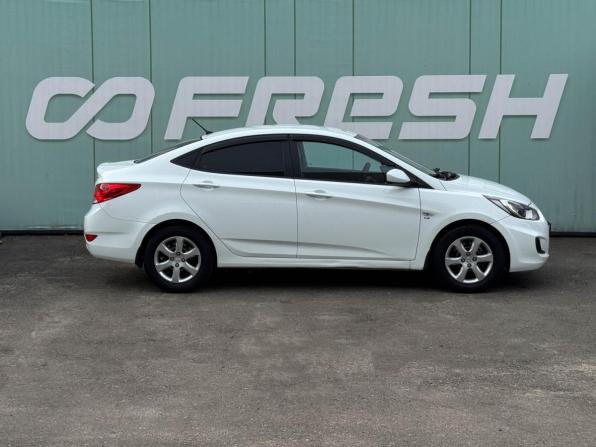 Hyundai Solaris I Рестайлинг с пробегом 2014 года, цена 869 000 рублей, 186488 км, седан, Автокод Объявления