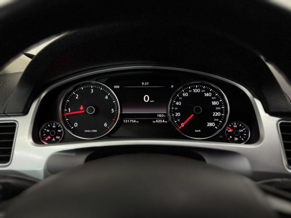 Volkswagen Touareg II Рестайлинг с пробегом 2015 года, цена 2 999 000 рублей, 131754 км, внедорожник, Автокод Объявления