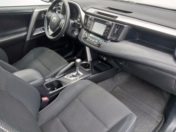 Toyota RAV4 IV (XA40) Рестайлинг с пробегом 2016 года, цена 1 990 000 рублей, 211950 км, внедорожник, Автокод Объявления