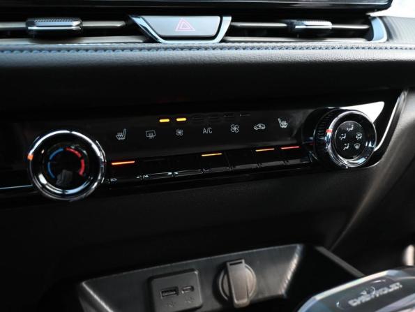 Chevrolet Monza II Рестайлинг с пробегом 2024 года, цена 1 699 000 рублей, 45524 км, седан, Автокод Объявления