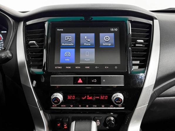 Mitsubishi Montero Sport III Рестайлинг с пробегом 2022 года, цена 3 729 000 рублей, 52898 км, внедорожник, Автокод Объявления