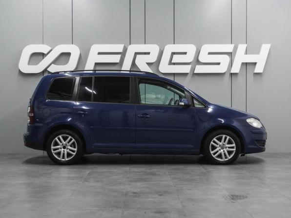 Volkswagen Touran I Рестайлинг с пробегом 2007 года, цена 919 000 рублей, 192890 км, компактвэн, Автокод Объявления