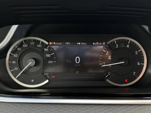Land Rover Range Rover Evoque II с пробегом 2021 года, цена 2 990 000 рублей, 43543 км, внедорожник, Автокод Объявления