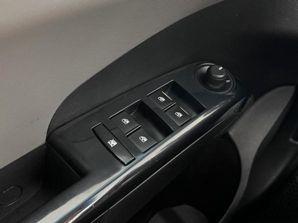 Chevrolet Aveo II с пробегом 2014 года, цена 579 900 рублей, 243640 км, седан, Автокод Объявления