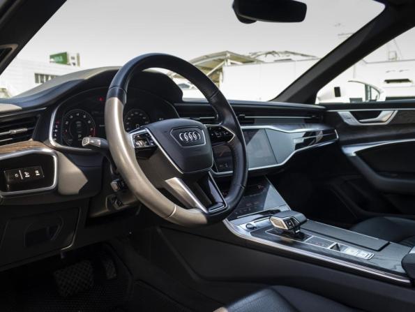 Audi A6 V (C8) с пробегом 2020 года, цена 4 499 000 рублей, 67739 км, седан, Автокод Объявления