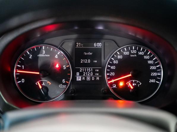Nissan X-Trail II Рестайлинг с пробегом 2011 года, цена 1 250 000 рублей, 211151 км, внедорожник, Автокод Объявления