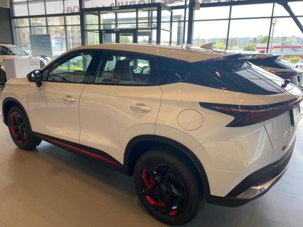 Новый Omoda C5 I 2024 года, цена 2 109 900 рублей, внедорожник, Автокод Объявления