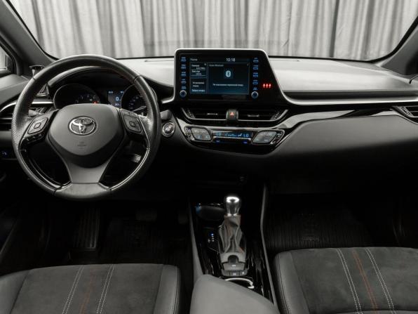 Toyota C-HR I Рестайлинг с пробегом 2022 года, цена 2 940 000 рублей, 73221 км, внедорожник, Автокод Объявления