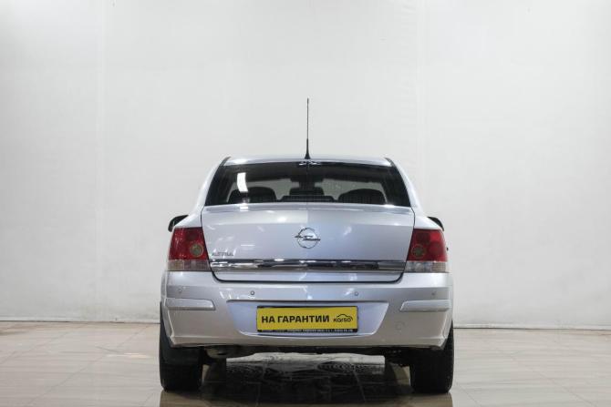 Opel Astra H Рестайлинг с пробегом 2010 года, цена 749 000 рублей, 163000 км, седан, Автокод Объявления