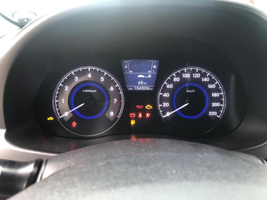 Hyundai Solaris I Курск  - изображение 12