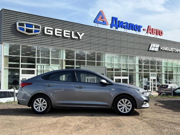 Hyundai Solaris II с пробегом 2018 года, цена 1 391 000 рублей, 86000 км, седан, Автокод Объявления
