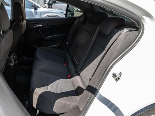 Opel Insignia I Рестайлинг с пробегом 2014 года, цена 1 130 000 рублей, 216892 км, лифтбек, Автокод Объявления