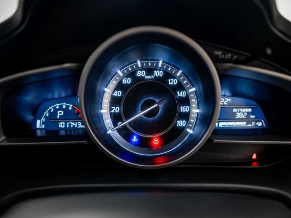 Mazda Axela III с пробегом 2013 года, цена 1 127 000 рублей, 100000 км, хэтчбек, Автокод Объявления
